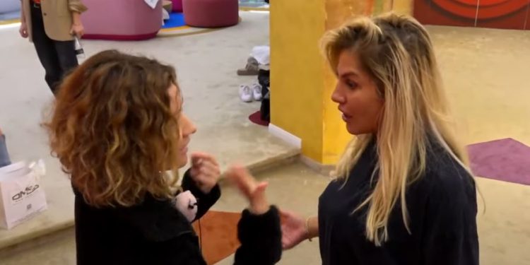 “I ke problem burrat që janë me ndonjë grua?”- Egla Ceno dhe Ilnisa Agolli, debat të ashpër