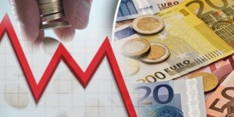 Euro nuk “ndez”, turbulenca të forta në kursin e këmbimit gjatë 24 orëve të fundit