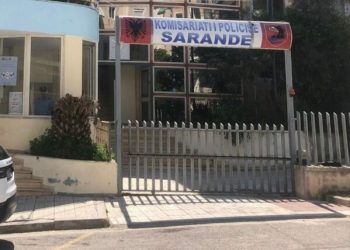 I gjetën shufër metalike në makinë, arrestohet 60-vjeçari në Sarandë (Emri)