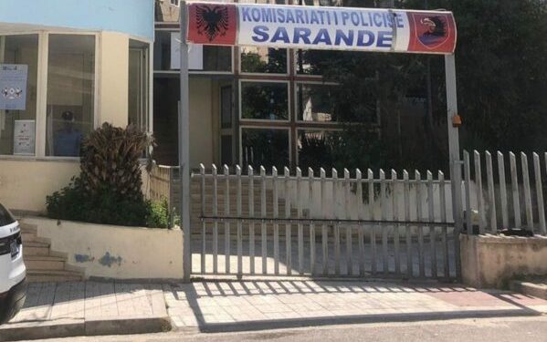 I gjetën shufër metalike në makinë, arrestohet 60-vjeçari në Sarandë (Emri)