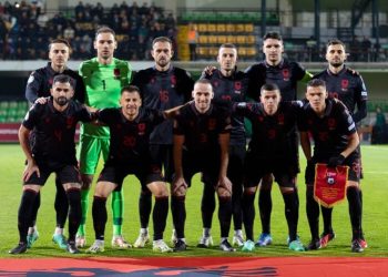 Napoli nis negociatat për lojtarin e kombëtares shqiptare