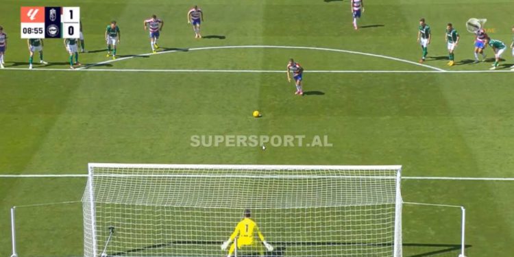 VIDEO/ 10 gola në La Liga, Myrto Uzuni kalon Granadën në avantazh
