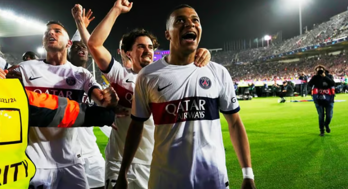 Spektakël dhe “magji”/ PSG turpëron Barcelonën, kalon dhe Dortmund në gjysmëfinale