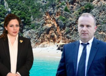 Xhaçka: Nuk i bëra favore burrit, thjesht i dhashë stimul