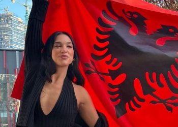 Dua Lipa flet për ndikimin e luftës në Kosovë