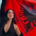 Dua Lipa flet për ndikimin e luftës në Kosovë