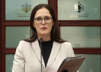 Zbardhet dëshmia e të plagosurit nga burri i ministres: Më kërcënonte të dorëhiqesha