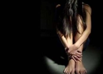 Dhunoi dhe lidhi pas krevatit të dashurën, arrestohet shqiptari në Itali/ E reja: Dola nga dritarja