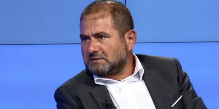 Shkullaku: Veliaj politikani më i diskretituar! Po mashtron qytetarët