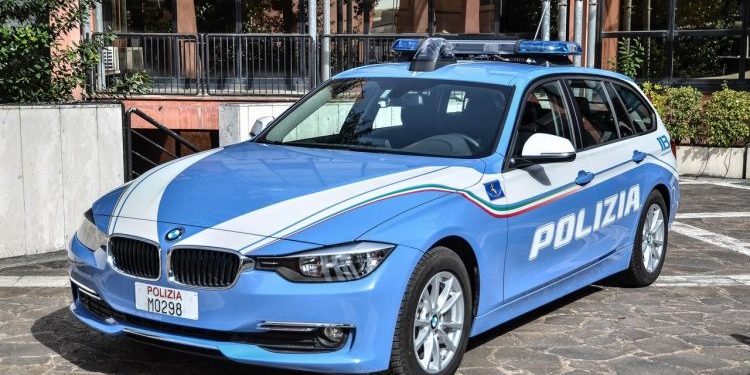 Itali/ 38-vjeçari shqiptar kapet me mbi 1 kg kokainë në makinë