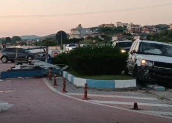 Aksident në aksin Rrogozhinë-Lushnje, 3 makina përfundojnë në karburant