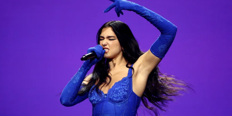 Dua Lipa ‘hap zemrën’: Kërkoj një partner besnik