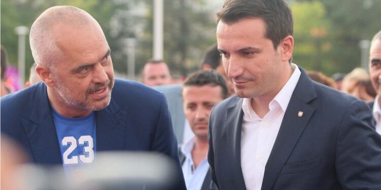 Rama “zhvesh” Veliajn nga postet në PS, e heq nga detyra si drejtues i Qarkut në Tiranë