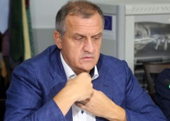 Berisha: Beqajn e arrestuan se vodhi 125 mijë euro, por e falën për 300 milionë