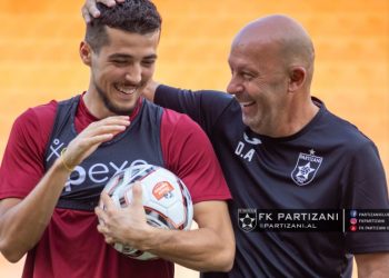 Trajner serb në stolin e Partizanit, “shpërthejnë” tifozët në rrjet