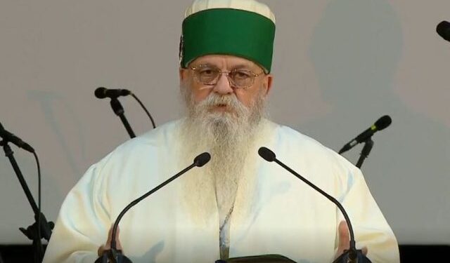 Baba Mondi nuk humbet kohë, merr vendimin e parë për shtetin e ri, cakton ambasador