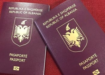 Shqipëria heq vizat edhe me këto dy shtete