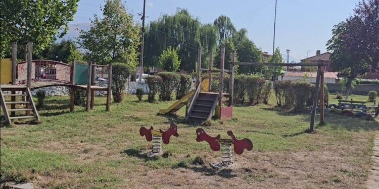 Tentoi të përdhunonte të miturën, lihet në burg 71-vjeçari