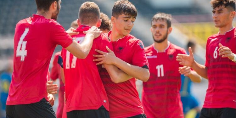 Dy ndeshjet e shtatorit, trajneri Ahmataj publikon listën e Shqipërisë U-19