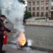 Protesta e opozitës, flakë para Presidencës