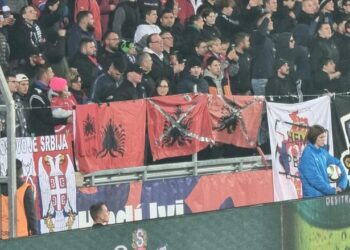 Skandali me flamurin shqiptar në Pragë, reagon FSHF