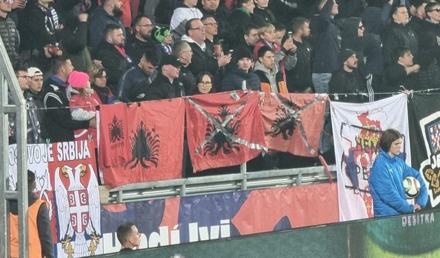 Skandali me flamurin shqiptar në Pragë, reagon FSHF