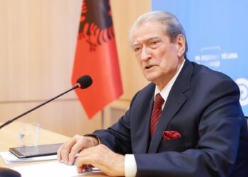 Sali Berisha feston sot ditëlindjen
