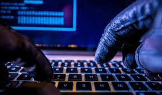 AKEP mbyll 155 llogari ruse në internet për dezinformimin në Tiranë