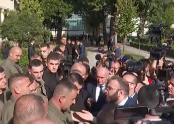 Bardhi përplaset me Gardën