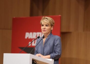 SPAK jep masën “detyrim paraqitje” për Monika Kryemadhin