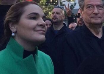 Berisha thirrje Kryemadhit: Trego se me ç’rast i dorëzove Ramës 460 mijë euro