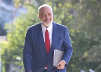 Rama në krye të Shkencës, rektorët kundër projekt-ligjit