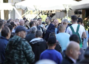 Salianji mesazh nga burgu qytetarëve: Populli shkund çdo tirani!