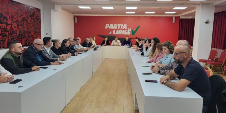 Arrestimi i ish-Presidentit, kryesia e PL merr vendimin