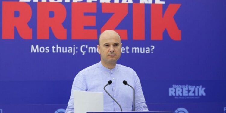 Malltezi: PS, presion administratës, SPAK letër higjienike