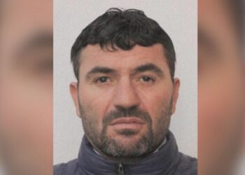U arrestua pas mosbindjes civile të opozitës, Gjykata e Tiranës lë në burg protestuesin