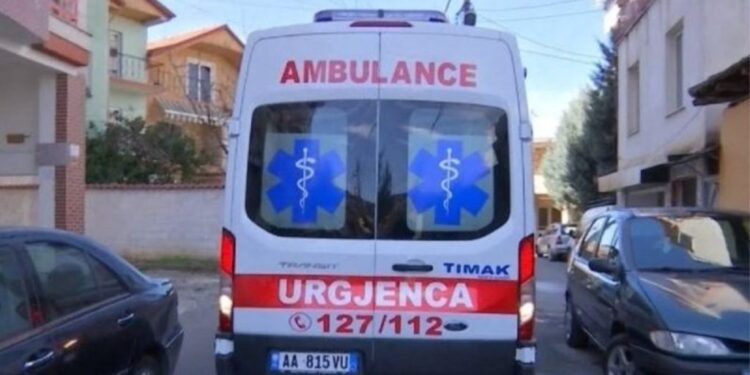 Detaje/ Punonjësi i gardës u vetëplagos në shtëpinë e tij