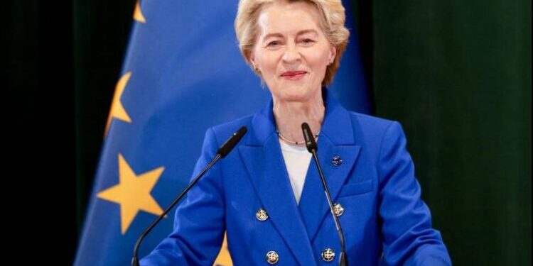 Ursula Von Der Leyen përfundon takimin me Presidentin Begaj