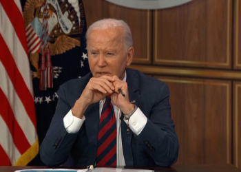 Mbështetësit e Kamala Harris fajësojnë Joe Biden për humbjen përballë Trump