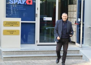Deputeti i PD-së paraqitet në Prokurorinë e Posaçme
