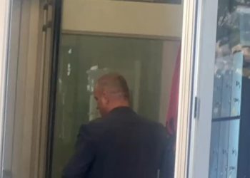 Ish-deputeti i PS paraqitet në SPAK