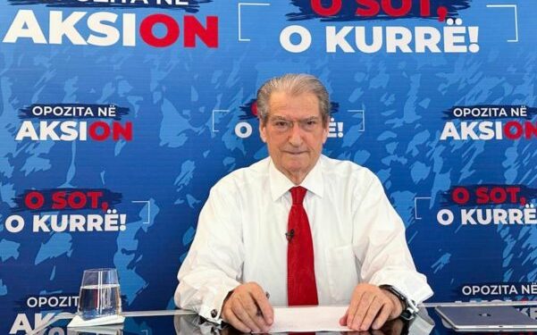 Berisha mbledh sot drejtuesit e qarqeve