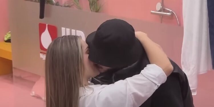 VIDEO/ Ndodh puthja, tjetër moment i “zjarrtë” në BBVKosova