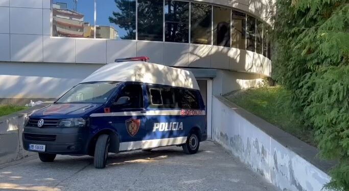 Plagosi me thikë djalin e tij 15-vjeçar, gjykata merr vendimin për babain