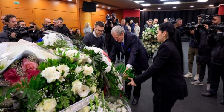 Homazhet për Arben Tafajn/ Berisha: Mirënjohje të thellë për një qytetar dhe qeveritar shembullor të Tiranës