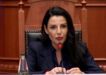 Balluku “demaskon” Begajn zbulon datën e zgjedhjeve