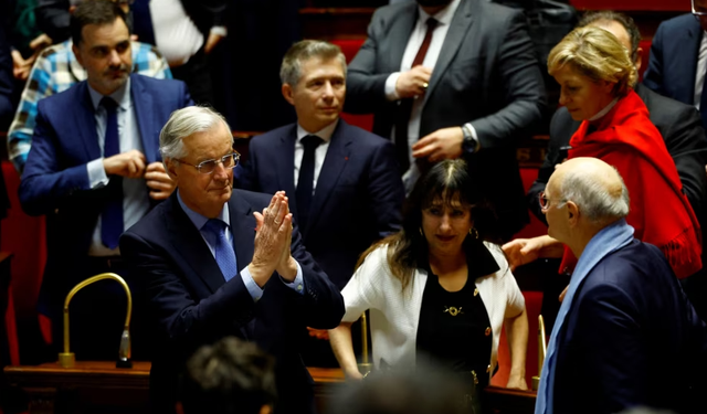 Bie qeveria në Francë, kryeministri jep dorëheqjen