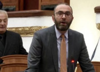 Bardhi kërkon interpelancë me Edi Ramën, thirrje Spiropalit: Ndërpritni seancën