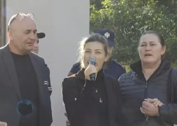 Nëna e Martin Canit kërkon dorëheqjen e Manastirliut: Të mbrohen fëmijët tanë, dua drejtësi