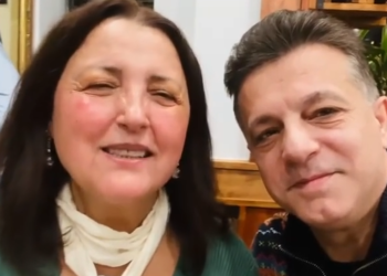 VIDEO/ U tha se nuk dinte shqip, Parashqevi befason me shqipen e kulluar për Krishtlindje
